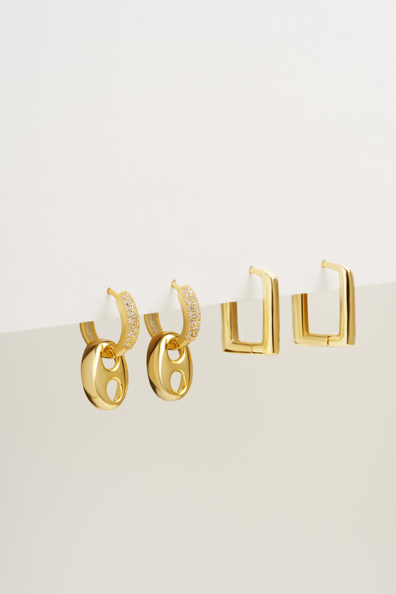 Aros