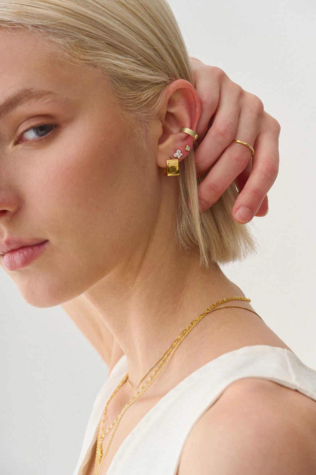 Pasante Flower Butterfly 4mm Gold (Unidad)